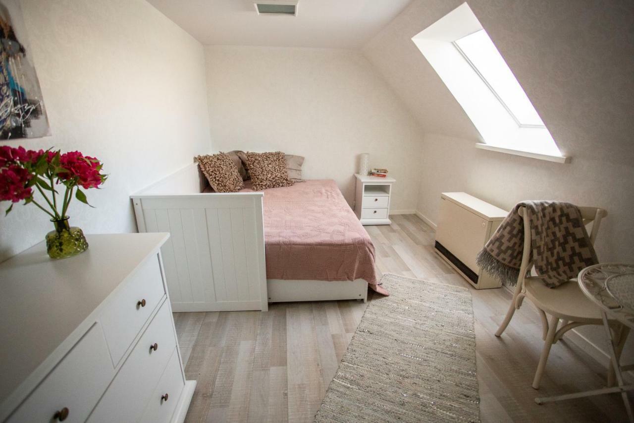 Suviste Guesthouse กูรัซซาเร ภายนอก รูปภาพ